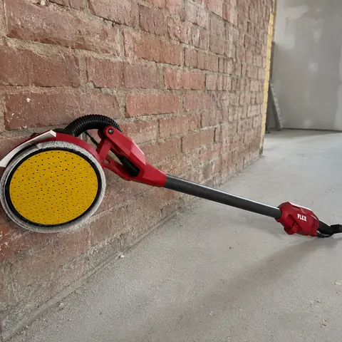 FLEX GE 6 R-EC Giraffe an Wand und Kante